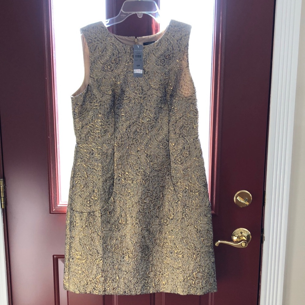 Gold Anne Taylor cocktail dress in 12P